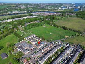 Photo 16- click for photo gallery